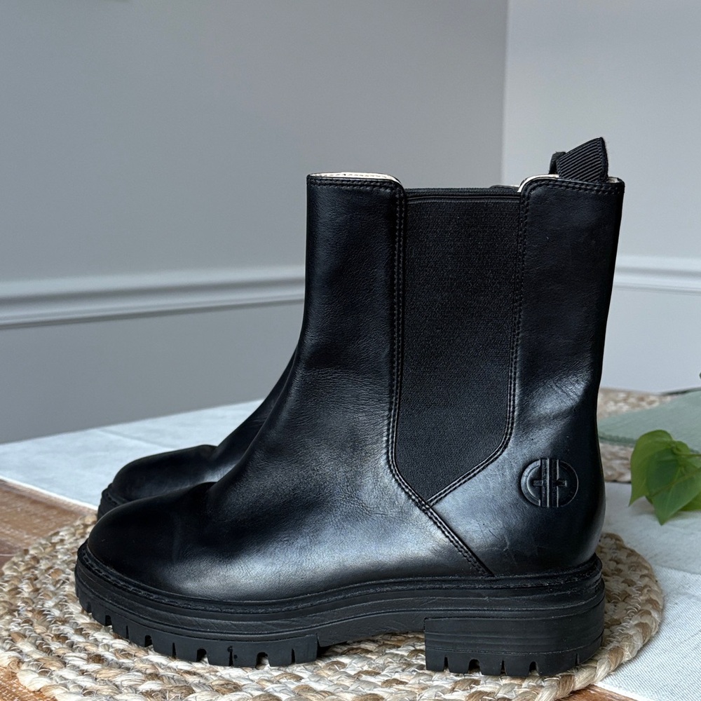 Cole Haan Tahoe Featherfeel Chelsea Lug Sole Boots Women’s 8 - Picture 5 of 9